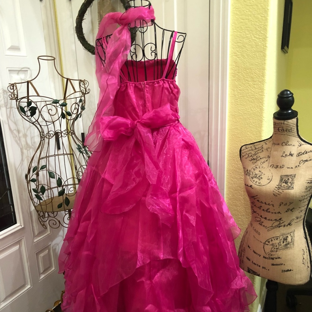 Dress - Picture 6 of 8